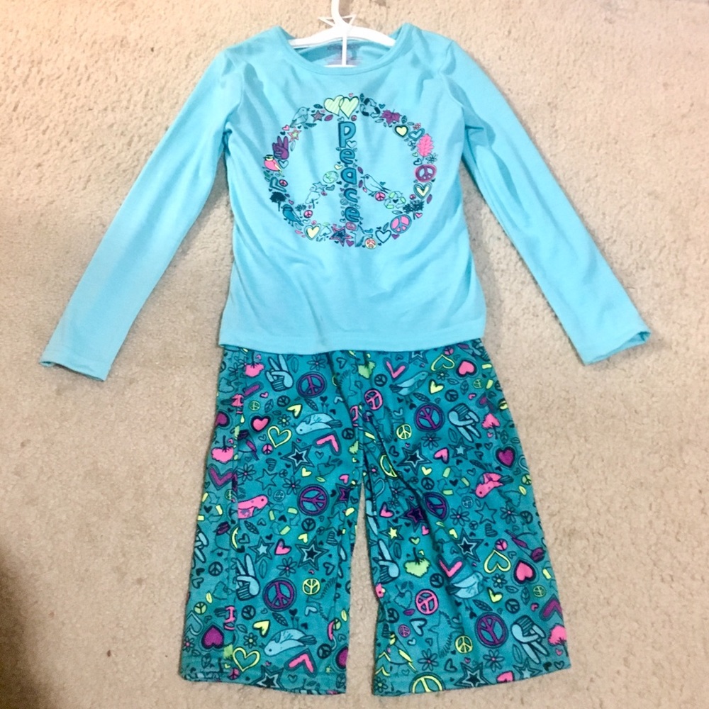 Xhilararion Two Piece Sleep Set